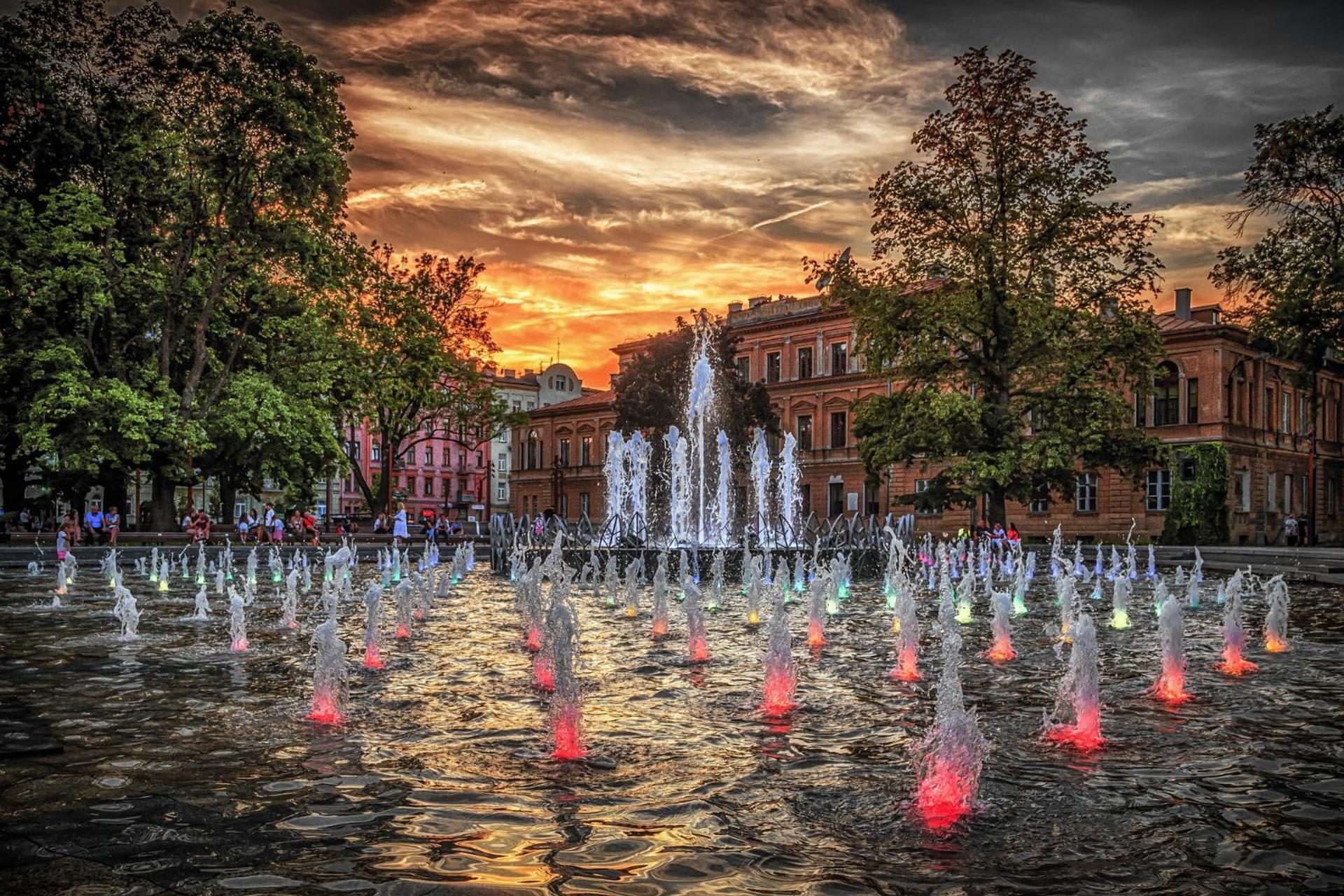 Albergue Dom Tu I Teraz Lublin Exterior foto