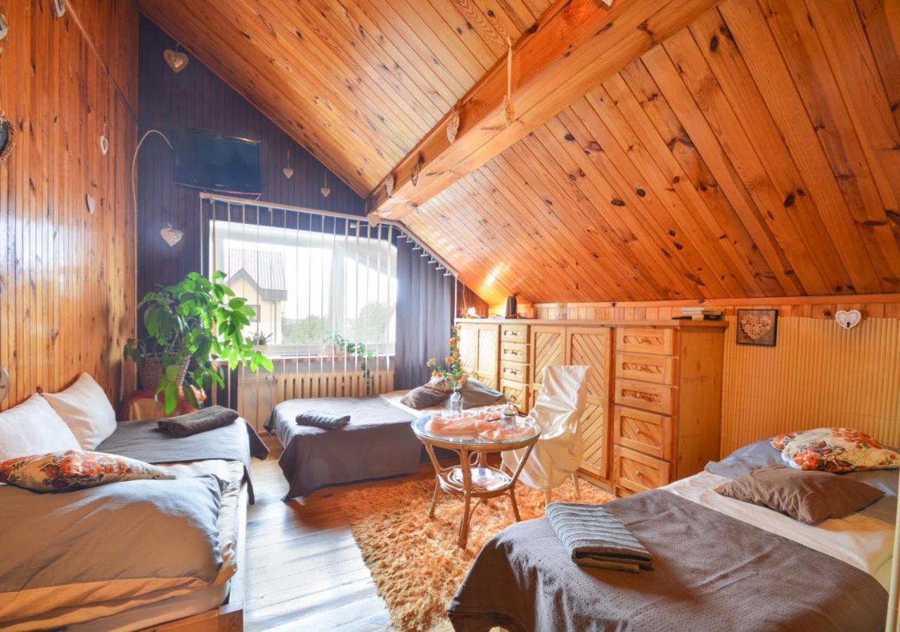 Albergue Dom Tu I Teraz Lublin Exterior foto